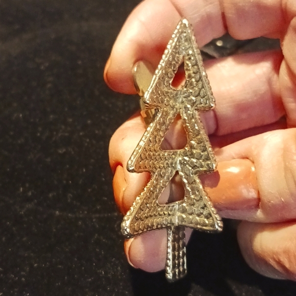 John Hardy Christmas Tree Clip - Picture 4 of 7